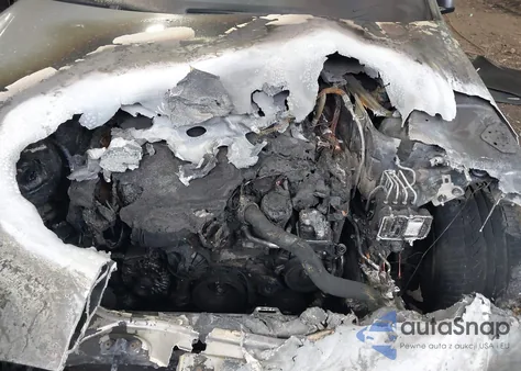 2012 Mercedes-Benz E 350 из США, поврежденный, VIN WDDHF5KB5CA646698